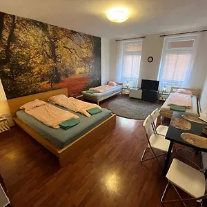  Apartament Spolkova