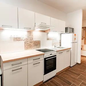  Apartmán Internesto Luzanky