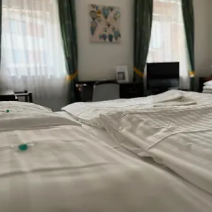 3* Szálloda Omega